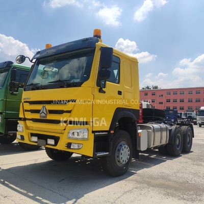 6X4 HOWO シノトラック トラック 後部軸 Hc16 エンジン容量 &gt; 8L 製造