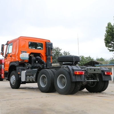 シノトルク HOWO 6X4 トレーラーヘッド トラック価格 9 トンの前軸 6800*2500*3200mm