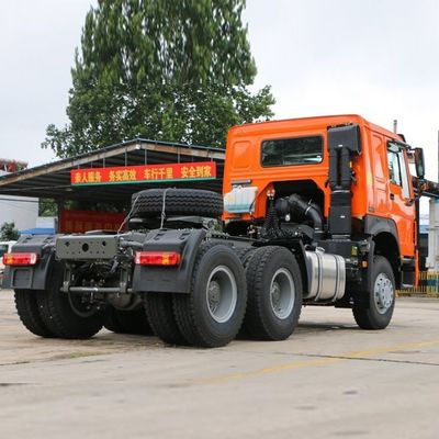 シノトルク HOWO 6X4 トレーラーヘッド トラック価格 9 トンの前軸 6800*2500*3200mm