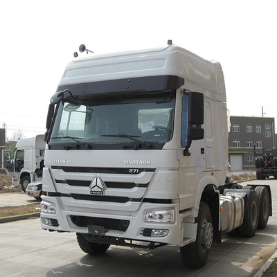 40~60トンの積載容量 シノトラック HOWO 6X4 トラクタートラック 50 / 90 トラクションベース