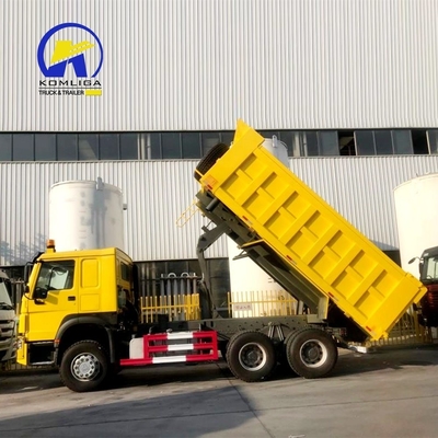21-30t 負荷容量 Sinotruk HOWO A7 トランスミッション付きのダンプトラック