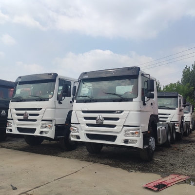 6×4 駆動ホイール HOWO シノトラック マニュアル マン Diesel トラクター ヘッド トラック カスタマイズされた要求