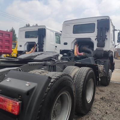 6×4 駆動ホイール HOWO シノトラック マニュアル マン Diesel トラクター ヘッド トラック カスタマイズされた要求