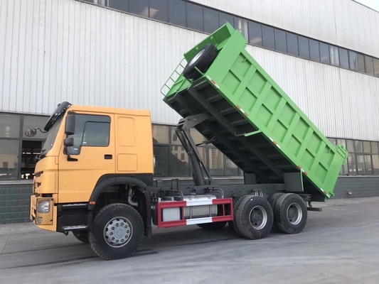 ラジアルタイヤ設計HOWO ウガンダで25-30トンの容量を持つ10輪型ティッパートラック