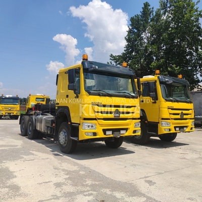 6X4 HOWO シノトラック トラック 後部軸 Hc16 エンジン容量 &gt; 8L 製造