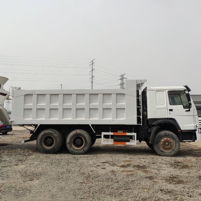 カスタマイズされた要求 シノトラック HOWO 6X4 ボツワナでカスタマイズされた古用ダンプトラック