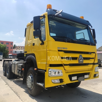 6.5 速度比 シノトラック HOWO 6X4 371HP 375HP D12.42-20 エンジン付き農用トラック