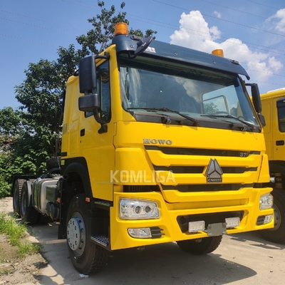 Sinotruk HOWO 10ホイールパワートレーラー トラクター トラック ≤5席 Zz4257s3241W