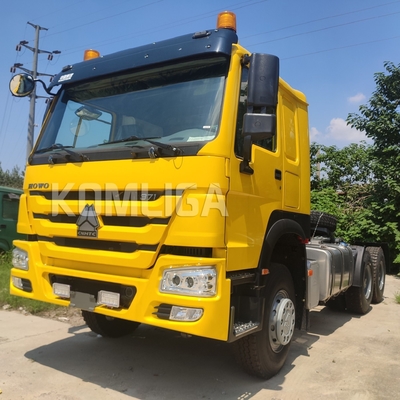 Sinotruk HOWO 10ホイールパワートレーラー トラクター トラック ≤5席 Zz4257s3241W