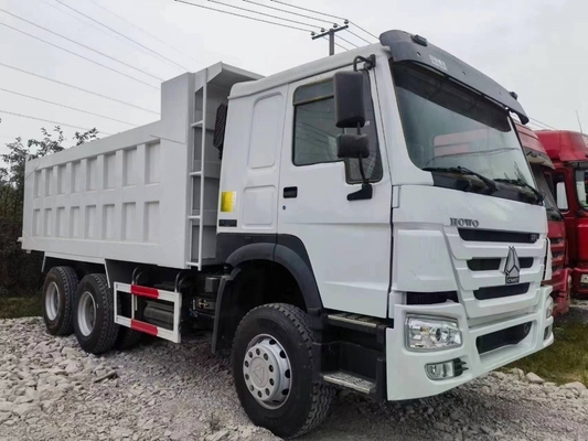 中古 Sinotruk HOWO トラック 右運転 20cbm バケツの寸法