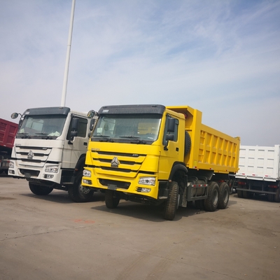 Sinotruk HOWO 371HP 20トンのダンプトラック 20cbm バケツサイズ 5600X2300X1500 青