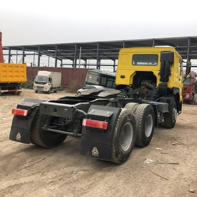 400L アルミオイルタンカー Sinotruk HOWO トレーラーヘッド トラクタートラック エチオピア市場