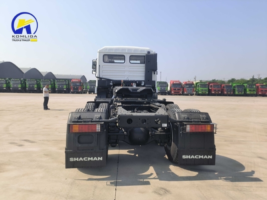 Shacman 6X4 トラクターヘッド トラック 中古 マニュアルトランスミッション型 負荷容量 21-30t