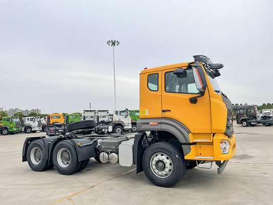 40-60トンの負荷能力 Sinotruk HOWO トラクター トラックヘッド トレーラー Wd615.47 エンジン