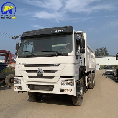 中古 8X4 60 トン 重荷 HOWO ダンプトラック シノトラック 1200r20 ラジアルタイヤで良好な状態