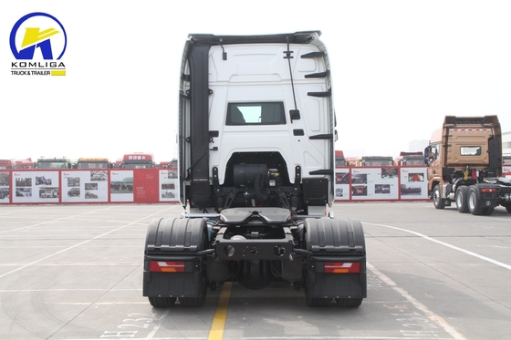 中古 Shacman 4X2 6タイル 半トレーラー トラクター トラック