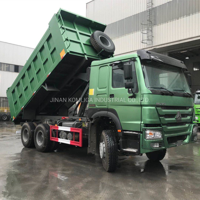 ダンプトラック Sinotruk HOWO 336HP Euro 2 フロントリフティングスタイル マニュアルトランスミッション