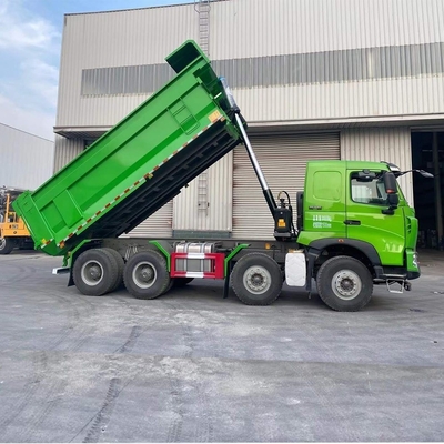 30cbm Sinotruk HOWO 大石と砂を運ぶための 8X4 ティッパートラック