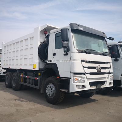 Sinotruk HOWO トラック 20立方メートル ダンプトラック ≤5座席と2台の後軸セット