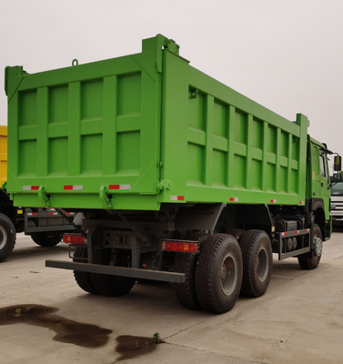 25~30トンの負荷容量 中古シノトラック HOWO 6X4 重荷ダンプトラック 8500*2500*3400mm