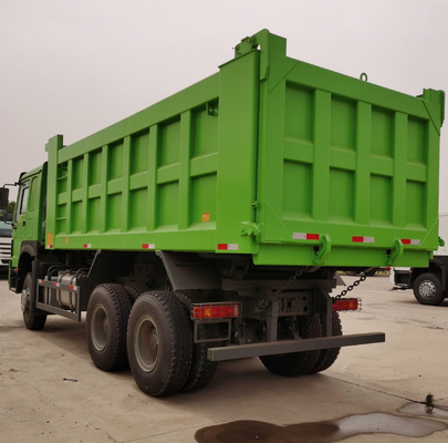 25~30トンの負荷容量 中古シノトラック HOWO 6X4 重荷ダンプトラック 8500*2500*3400mm