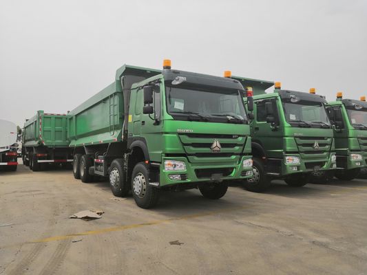Sinotruk HOWO 8X4 371HP 380HP 砂石を運ぶための重荷のターパーダンプトラック