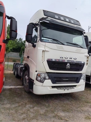 ユーロ2排出量基準使用 2022年 6X4 HOWO 570HP トラクタートラック ロシア市場