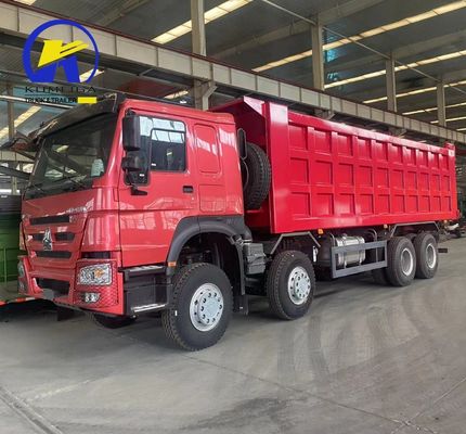 DOT認定 Sinotruk HOWO 8X4 顧客要件のための重荷のティッパーダンプトラック