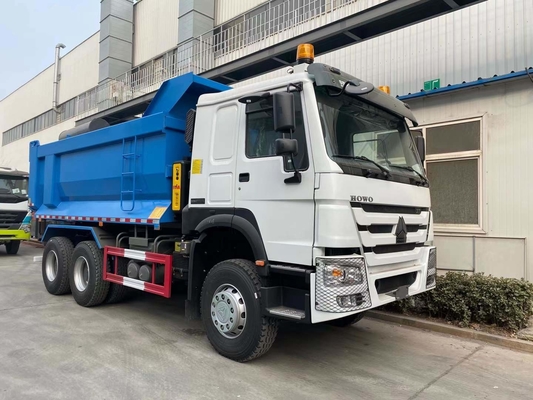 Sinotruk 6X4 HOWO ダンプトラック Wd615 のティッパートラック47.D12.42 エンジンと高い安全性