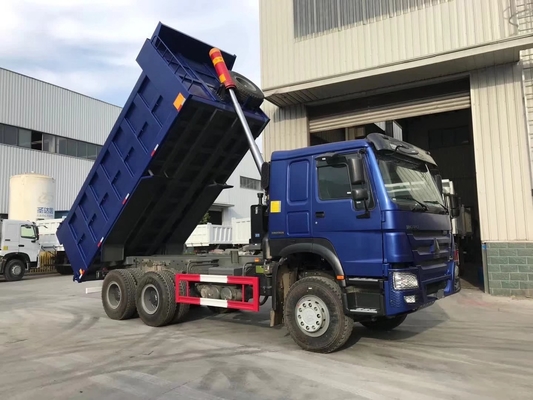 Sinotruk 6X4 HOWO ダンプトラック Wd615 のティッパートラック47.D12.42 エンジンと高い安全性