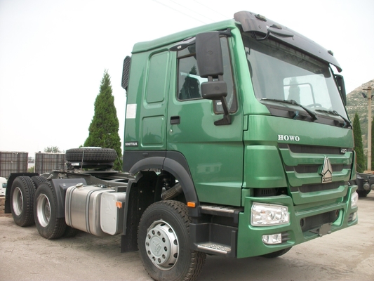 Sinotruk HOWO 6*4 420HP トレーラーヘッドトラック トラクタートラック 6800*2500*3200mmサイズ