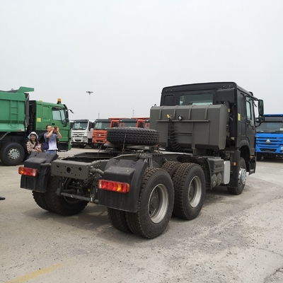 Sinotruk HOWO 6*4 420HP トレーラーヘッドトラック トラクタートラック 6800*2500*3200mmサイズ