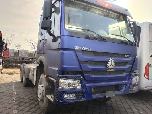 Sinotruk HOWO 6*4 420HP トレーラーヘッドトラック トラクタートラック 6800*2500*3200mmサイズ