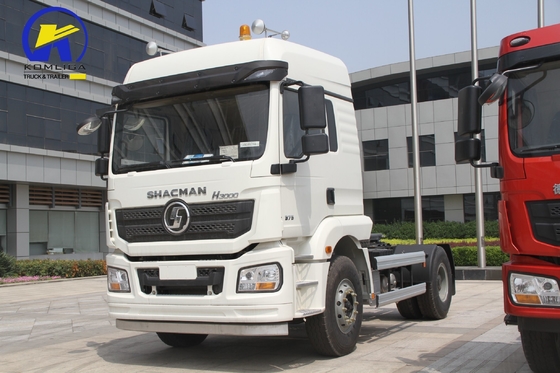 シャックマン トレーラートラック 4X2 6X4 重荷 トラクター トラック 12r22.5 タイヤのカスタマイズ