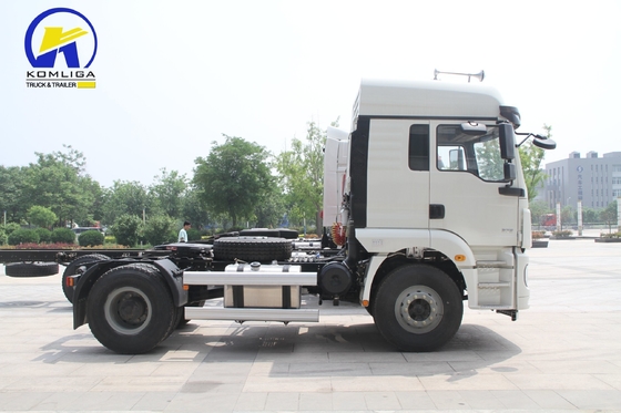 シャックマン トレーラートラック 4X2 6X4 重荷 トラクター トラック 12r22.5 タイヤのカスタマイズ