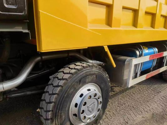 HOWO 8X4 ダンプトラック アフリカ用 トンパートラック 20cbm バケツ寸法 25-30t 容量