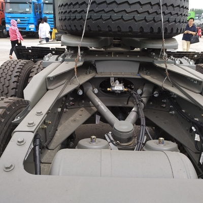 フロントアクセル Hf9 Euro 2 中古 Sinotruk HOWO トラクター トラック トラクターヘッド 重荷トラック