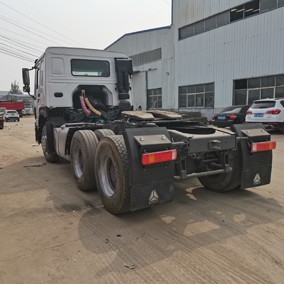 中古 シノトルク HOWO 6*4 10 ホイラー トラクター ヘッド トラック 40~60 トンの負荷容量