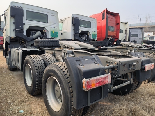 高負荷容量 21-30t Sinotruk HOWO トラクター ティッパー トラック D12.42-20 エンジン 6X4