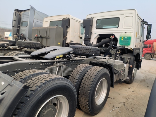 Sinotruk HOWO 6X4 トラクター ティッパー トラック 10 ホイラー 3.08 速度比 最高