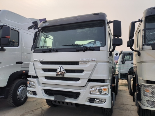 中古 シノトルク HOWO トラクター トラック 6X4 ユーロ 2 排放基準 400L アルミオイルタンカー