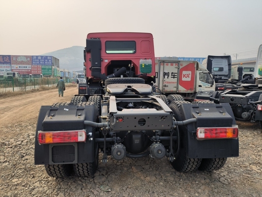 Sinotruk HOWO 6X4 トラクター トラック 10 輪 トレーラーヘッドと D12.42-20 エンジン