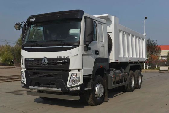 後ろ軸 2セット HOWO 6X4 10ホイールティッパー トラック フロントリフティングと1つのスリーパーキャビン