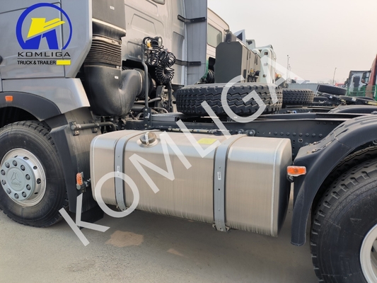 貨物牽引トレーラーヘッド トラクタートラック 中古 シノトラック HOWO 6X4 プライムムーバー カスタマイズ