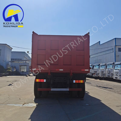 中古のシノトルク HOWO ダンプトラック 腹部傾斜器用水力起重機 状態良好