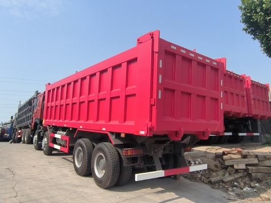 中古 シノトラック 8X4 12ホイール HOWO ティッパー 1 スリーパーとAC付き用ダンプトラック