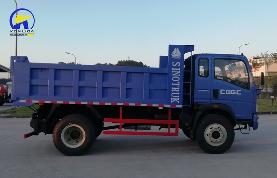 カスタマイズされた要求 HOWO 4X2 4X4 116HP ミニライトダンプティッパートラック