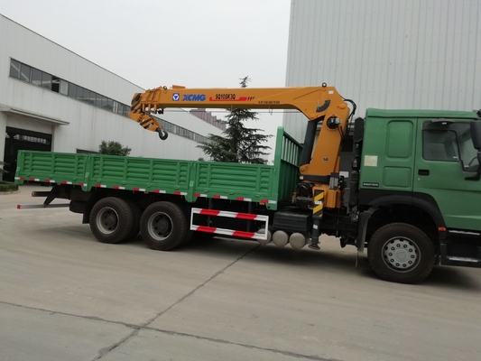 テクニカルスペアパーツ サポート HOWO 6X4 4X2 クレーン付き貨物トラック 4-6L エンジン容量