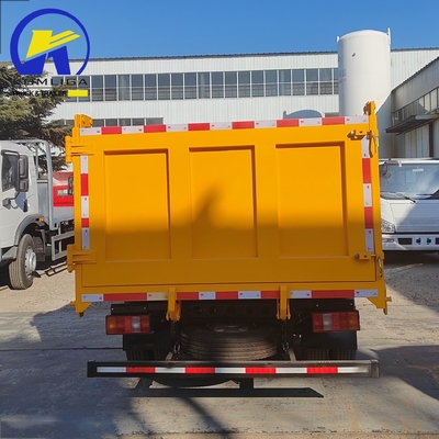燃料タンカー容量120L ディーゼル 4×2 5トンのシノトラック HOWO トラック ベンネ