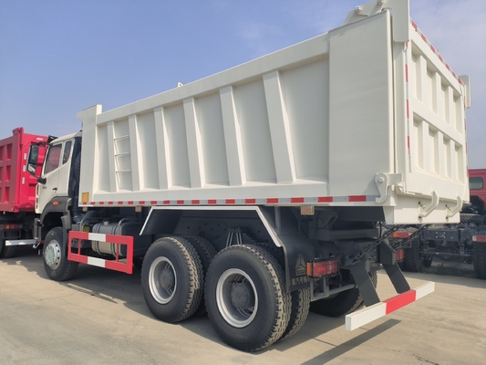 Sinotruk HOWO 6X4 10ホイール 鉱山ダンパー ターパー 300Lの燃料タンカー付き古用ダンパー トラック